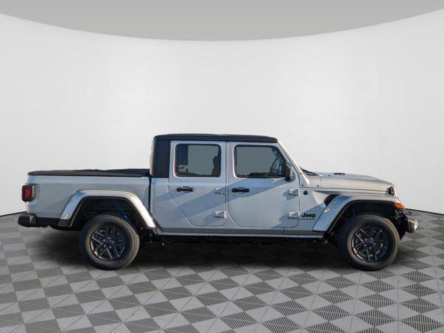 new 2024 Jeep Gladiator car, priced at $42,206