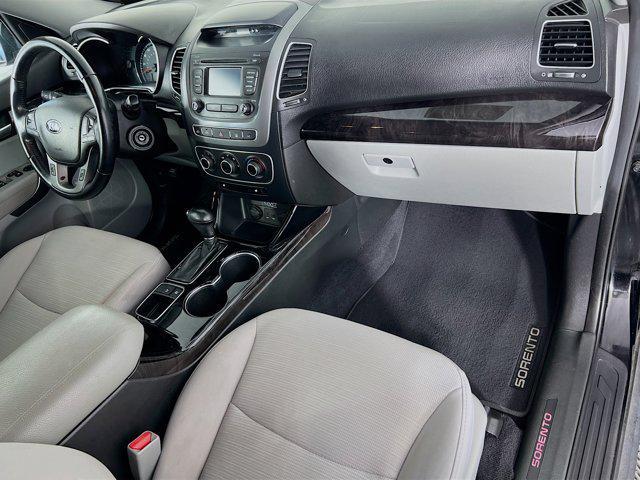 used 2014 Kia Sorento car, priced at $8,964