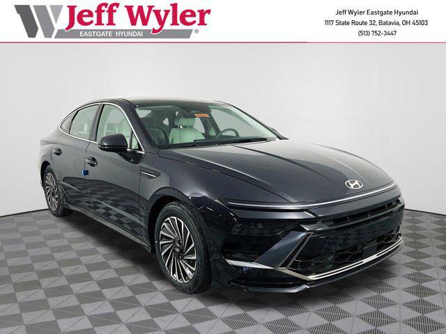 new 2025 Hyundai Sonata Hybrid car, priced at $32,270