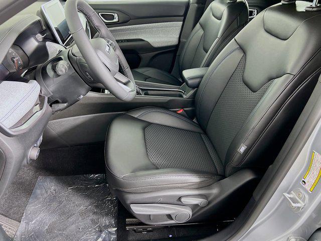 new 2025 Jeep Compass car, priced at $29,063