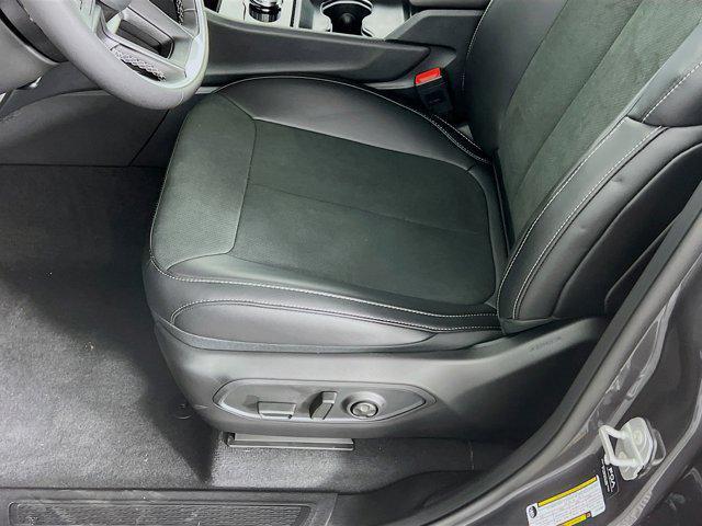 new 2025 Jeep Grand Cherokee L car, priced at $43,053