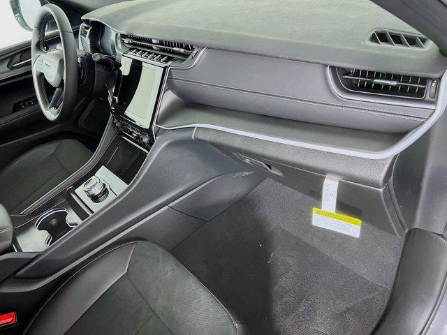 new 2025 Jeep Grand Cherokee L car, priced at $43,053