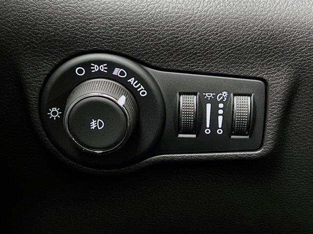new 2025 Jeep Compass car, priced at $28,027