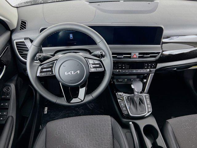new 2025 Kia Seltos car, priced at $26,771