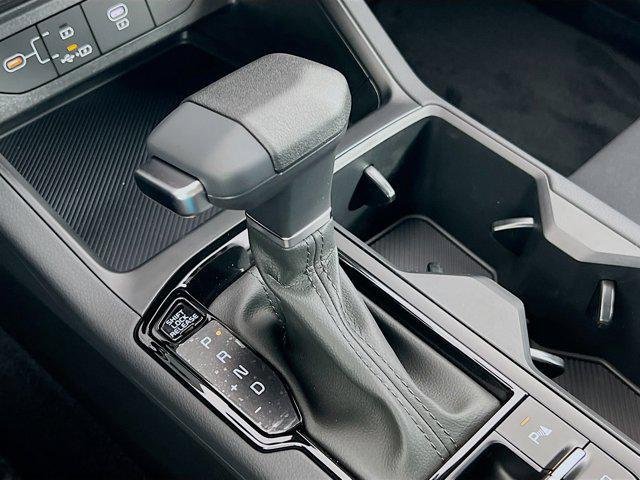 new 2025 Kia K5 car, priced at $27,593