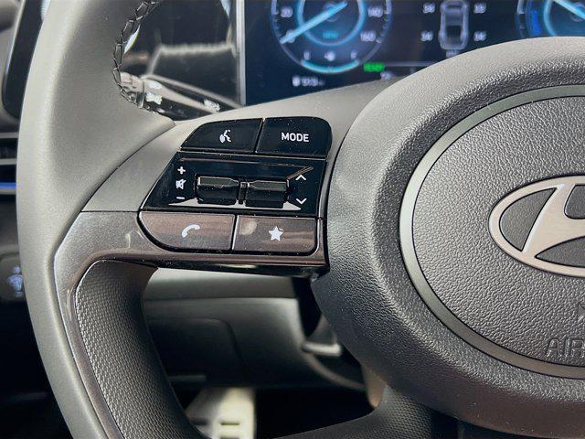 new 2025 Hyundai Elantra car, priced at $28,662