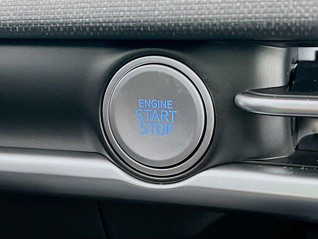 new 2025 Hyundai TUCSON Hybrid car, priced at $37,639