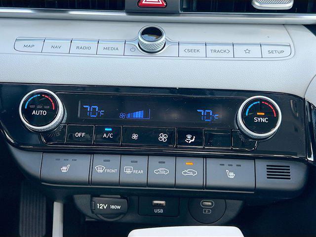 new 2025 Hyundai Elantra car, priced at $27,813