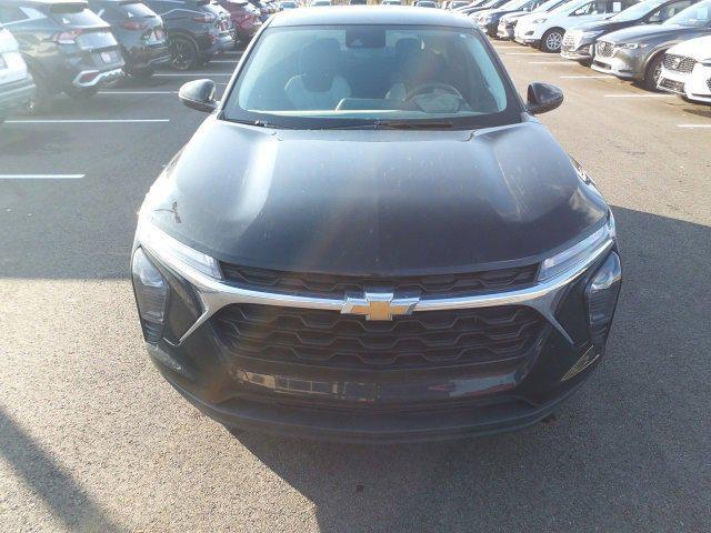 used 2024 Chevrolet Trax car, priced at $18,803
