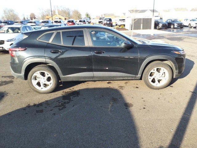 used 2024 Chevrolet Trax car, priced at $18,803