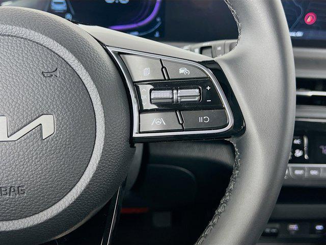 new 2025 Kia Seltos car, priced at $25,812