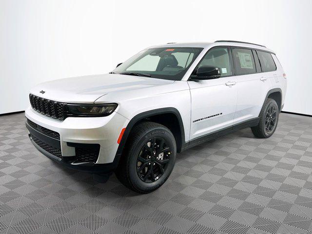 new 2025 Jeep Grand Cherokee L car, priced at $45,067