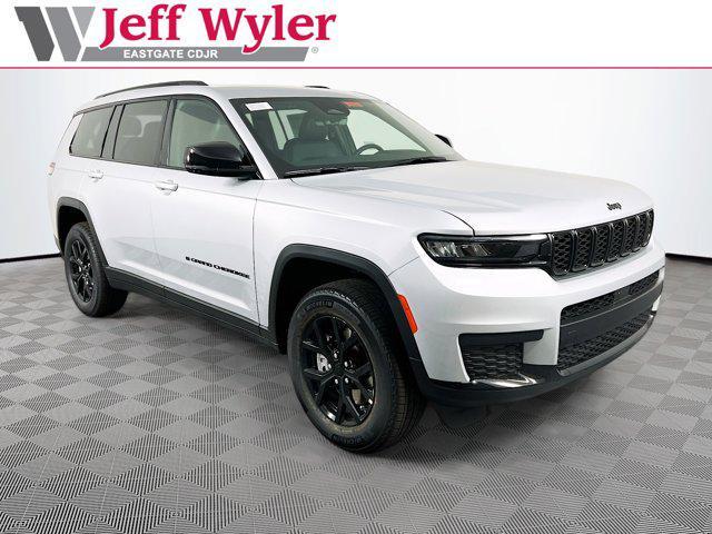 new 2025 Jeep Grand Cherokee L car, priced at $45,067