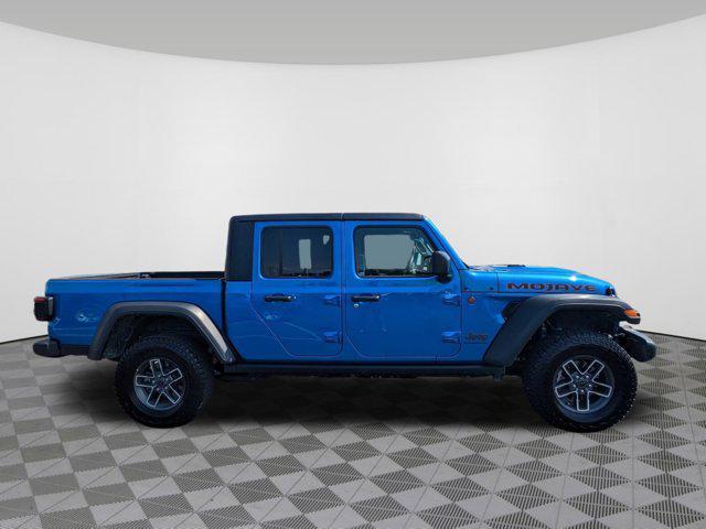 new 2024 Jeep Gladiator car, priced at $49,870