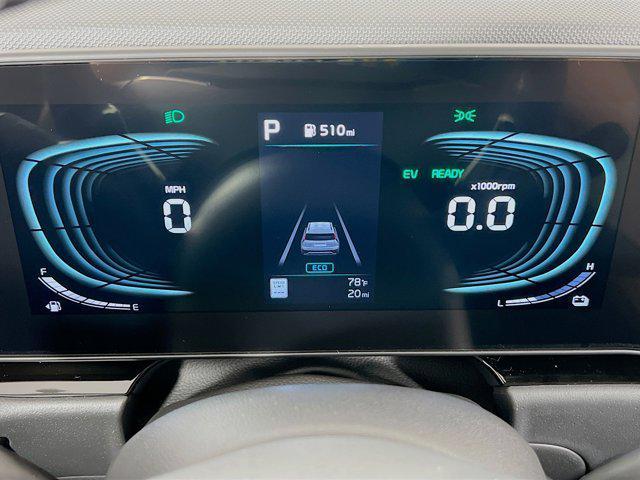 new 2025 Kia Niro car, priced at $30,951
