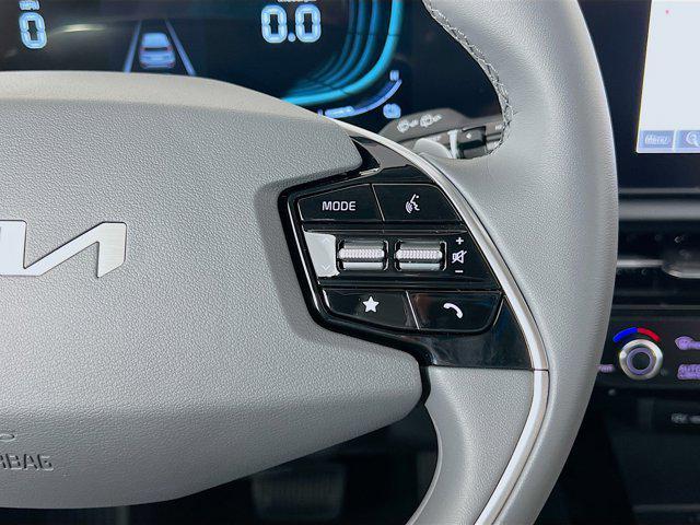 new 2025 Kia Niro car, priced at $30,951