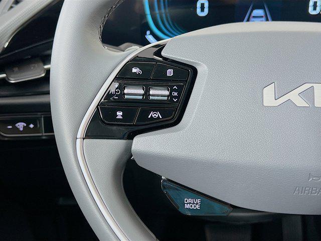 new 2025 Kia Niro car, priced at $30,951