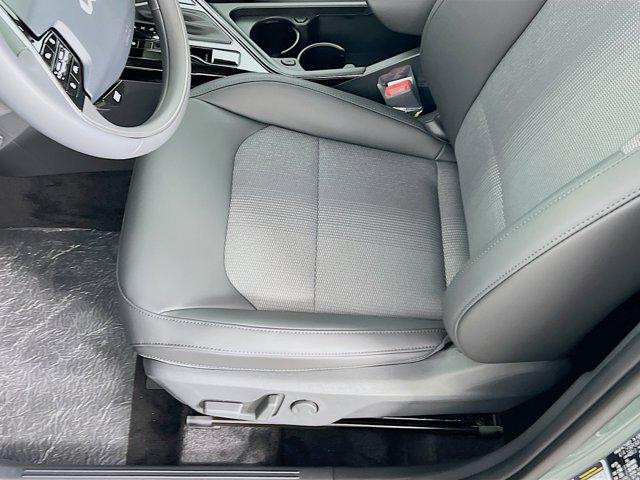 new 2025 Kia Niro car, priced at $30,552
