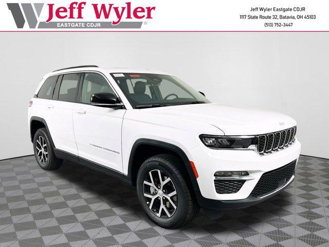 new 2025 Jeep Grand Cherokee car, priced at $43,942