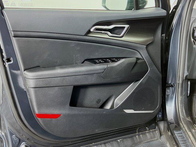 new 2025 Kia Sportage Hybrid car, priced at $32,132