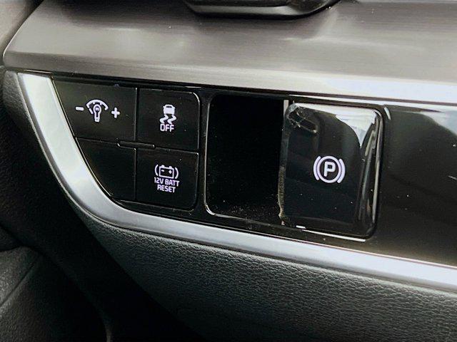 new 2025 Kia Sportage Hybrid car, priced at $32,132