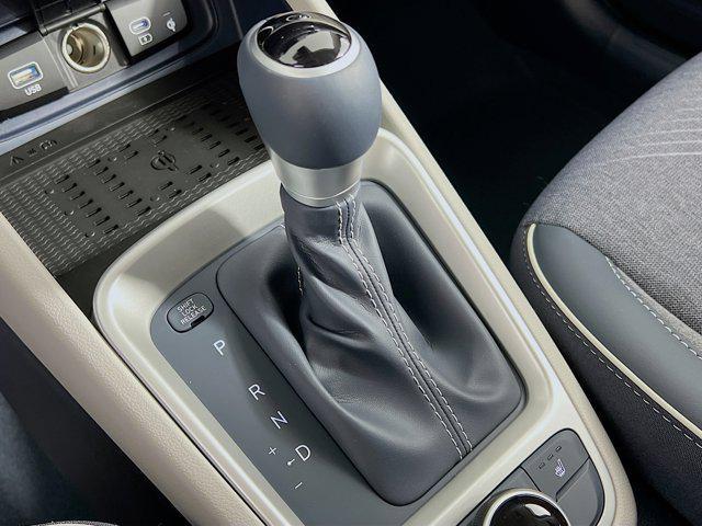 new 2025 Hyundai Venue car