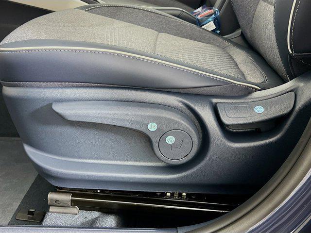 new 2025 Hyundai Venue car