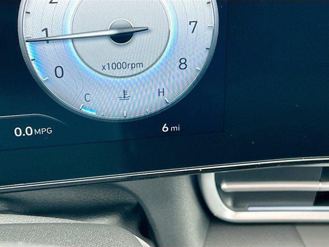 new 2025 Hyundai Elantra car, priced at $27,458