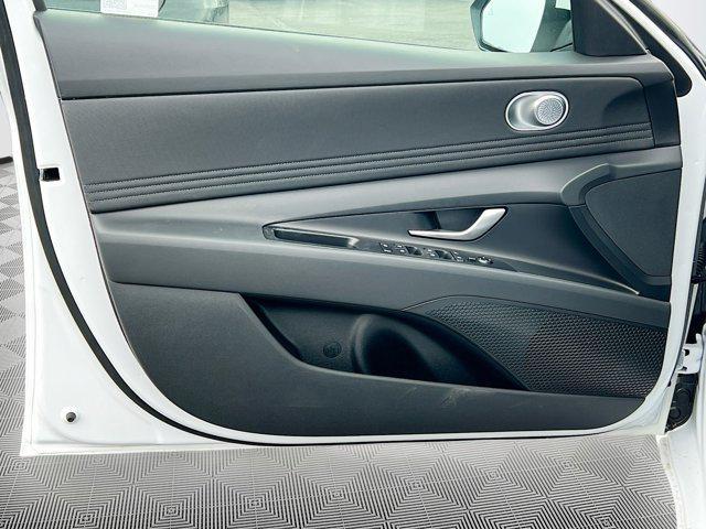 new 2025 Hyundai Elantra car, priced at $27,458