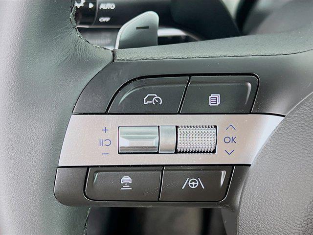new 2025 Hyundai TUCSON Hybrid car, priced at $37,639