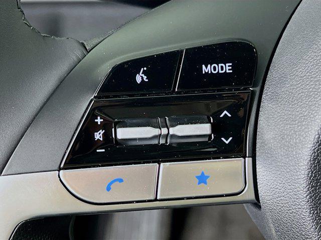 new 2025 Hyundai Elantra car, priced at $30,997