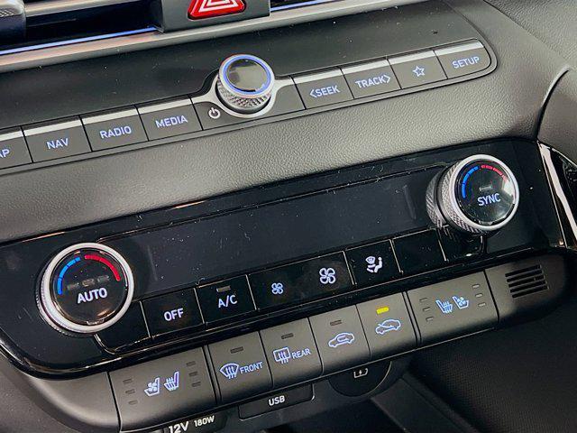 new 2025 Hyundai Elantra car, priced at $30,997
