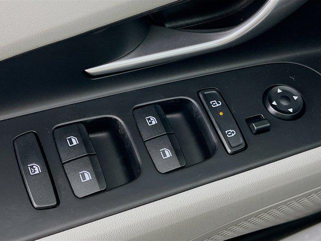 new 2025 Hyundai Elantra car, priced at $31,540