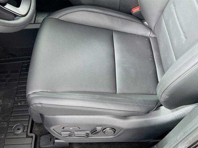 new 2025 Hyundai Santa Fe car, priced at $49,426