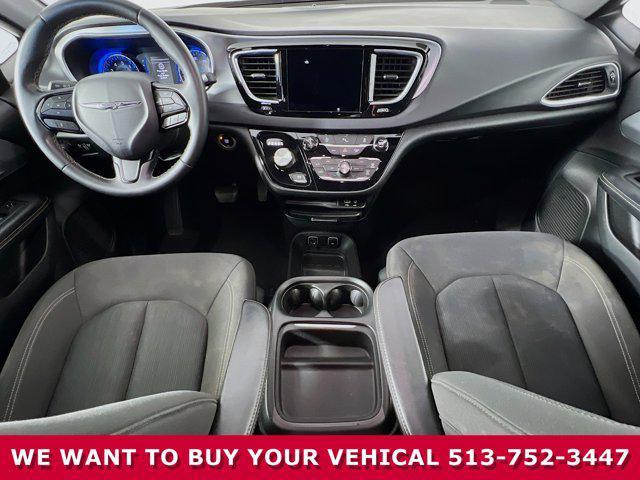 used 2018 Chrysler Pacifica car, priced at $11,535
