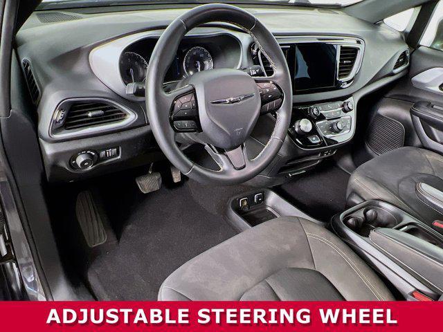 used 2018 Chrysler Pacifica car, priced at $11,535