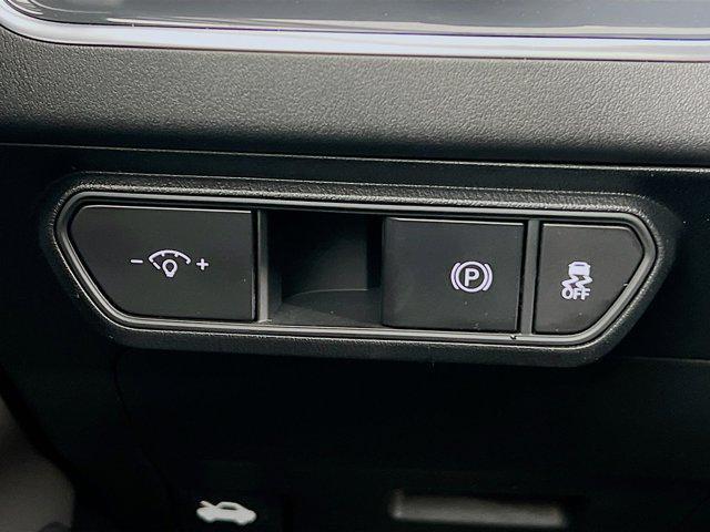 new 2025 Kia K4 car, priced at $24,026