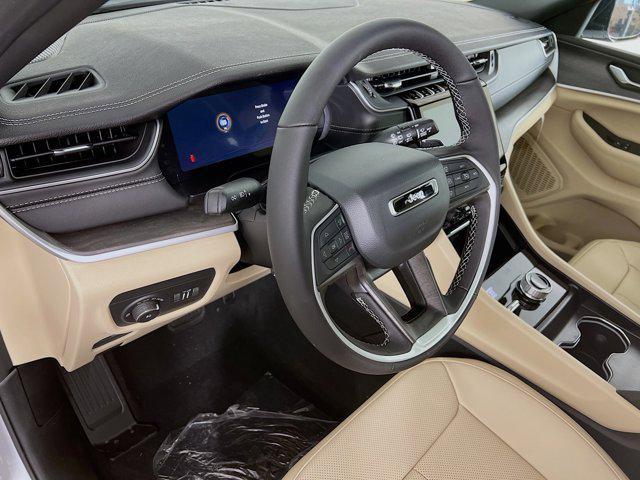 new 2025 Jeep Grand Cherokee L car, priced at $48,662