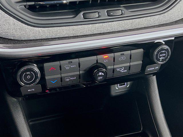 new 2025 Jeep Compass car, priced at $28,563