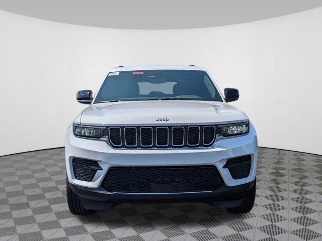 new 2024 Jeep Grand Cherokee car, priced at $37,296