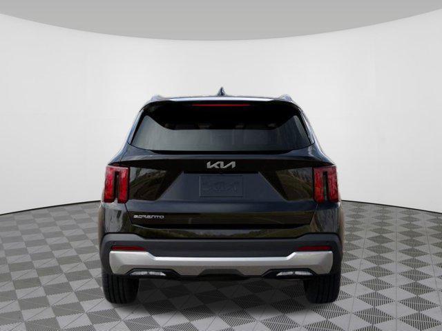 new 2025 Kia Sorento car, priced at $40,645