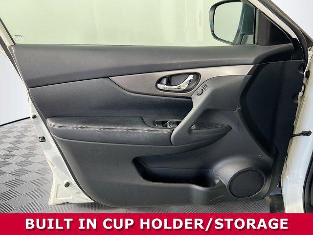 used 2016 Nissan Rogue car, priced at $10,510