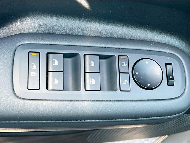 new 2025 Hyundai Santa Fe car, priced at $41,846