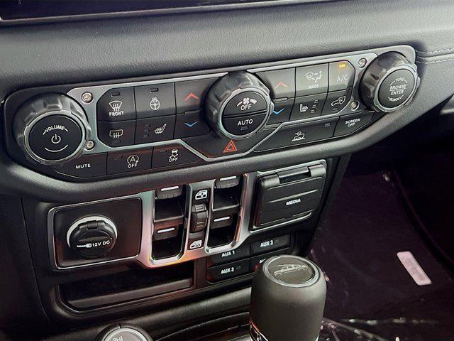 new 2025 Jeep Gladiator car, priced at $50,175
