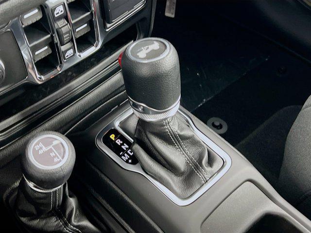new 2025 Jeep Wrangler car, priced at $47,504