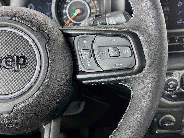 new 2025 Jeep Wrangler car, priced at $47,504