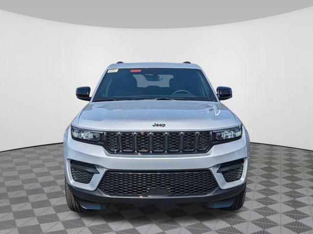 new 2024 Jeep Grand Cherokee car, priced at $40,223