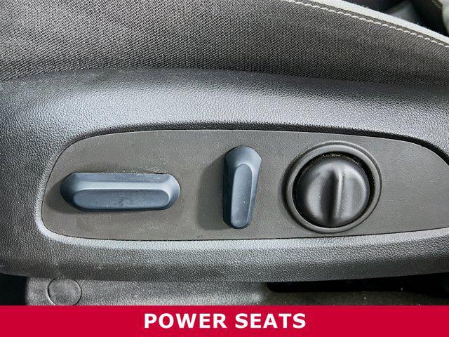 used 2023 Chevrolet Equinox car, priced at $19,607