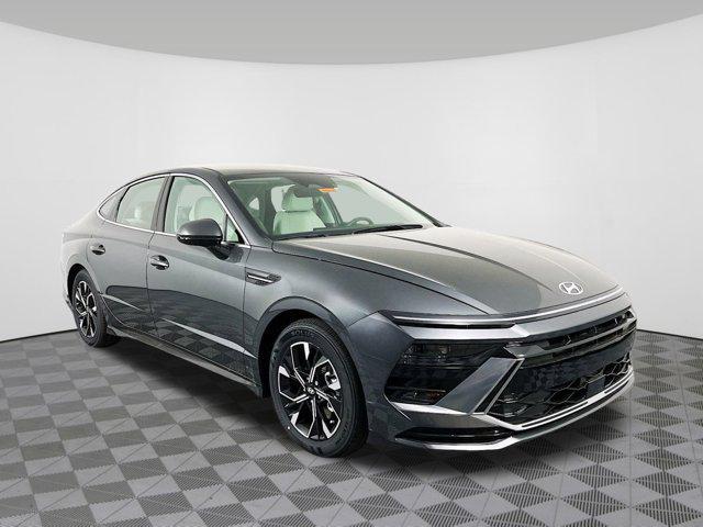 new 2025 Hyundai Sonata car, priced at $30,254