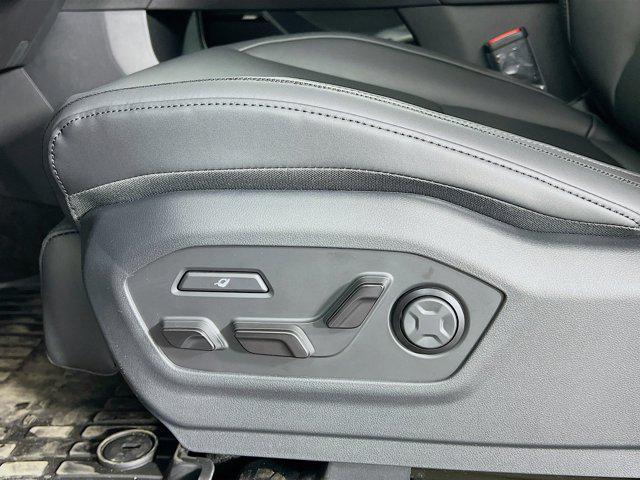 new 2025 Hyundai Santa Fe car, priced at $49,426